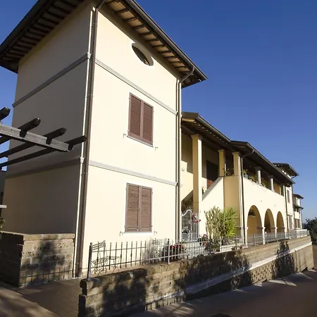 Il Borgo Di *